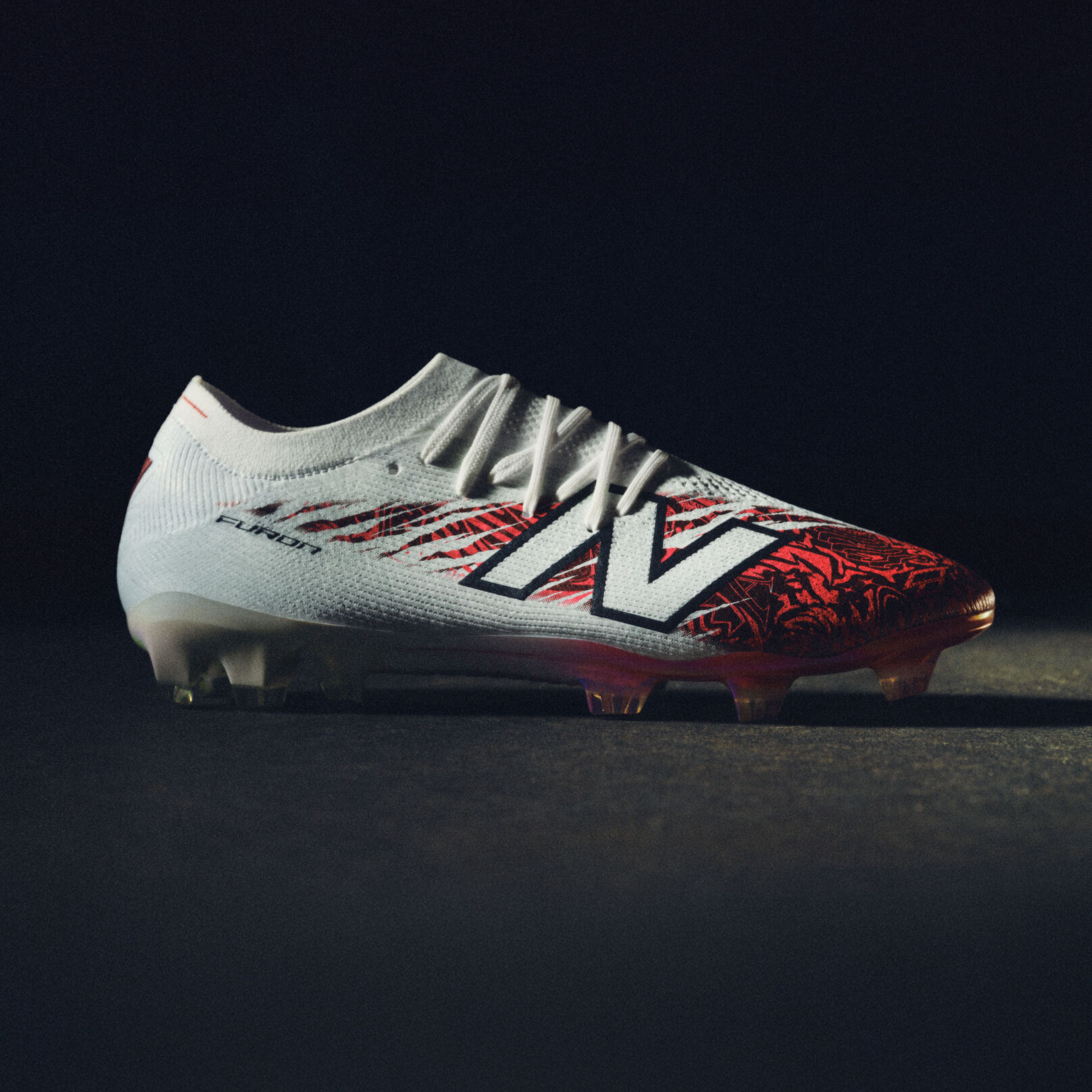 日本未発売 New Balance SAKA FURON 26.5 NB-