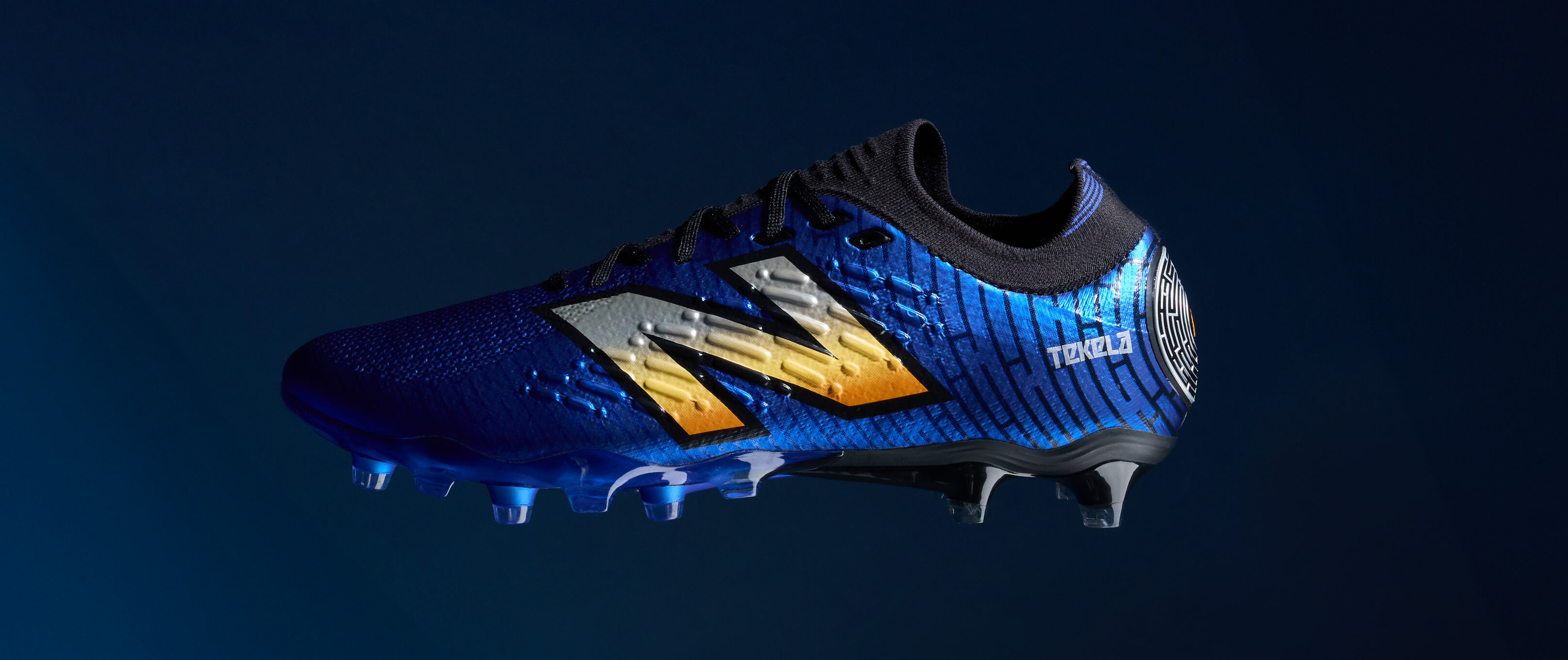 Unisex TEKELA PRO LOW LACED FG V4+ Football Boots - New Balance