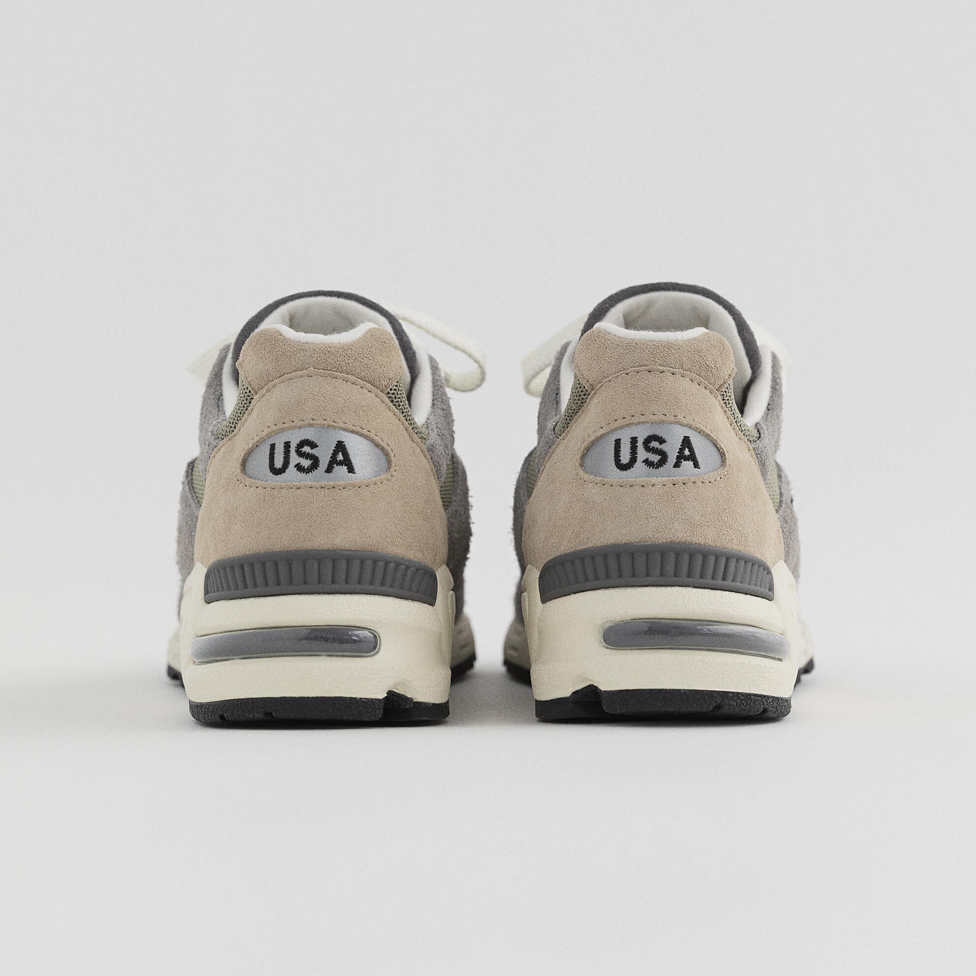 Men's MADE in USA 990v2 Shoes - New Balance