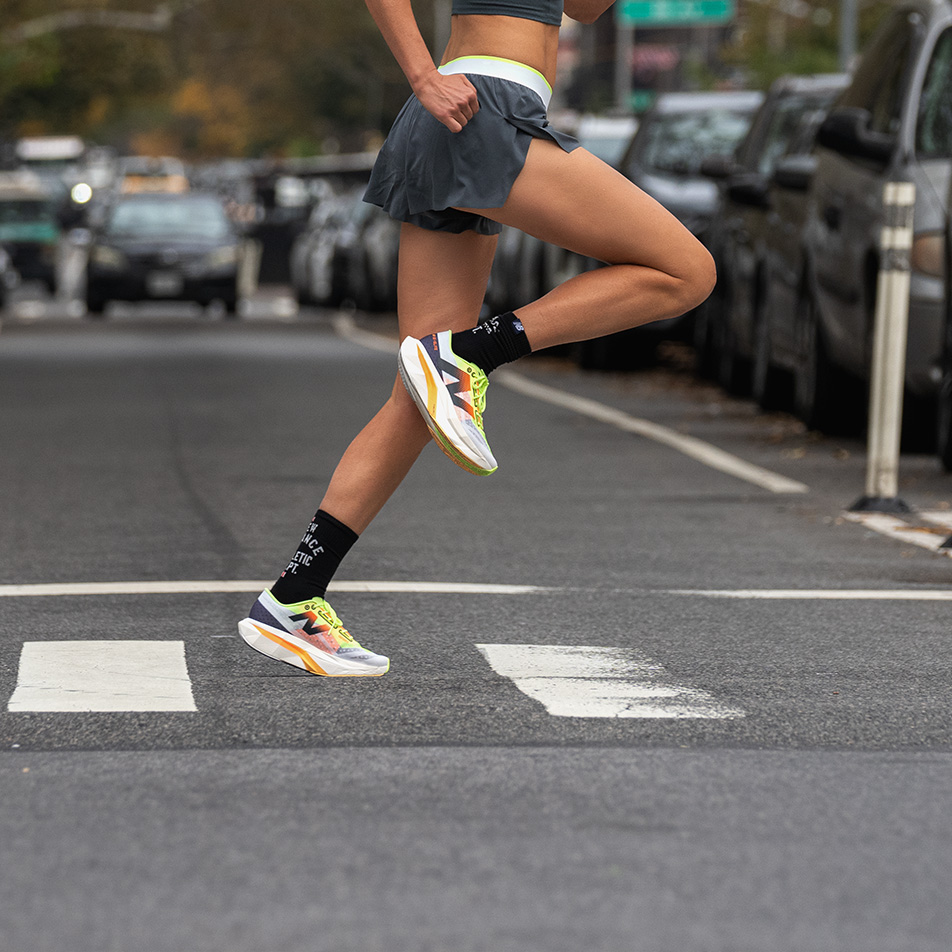 Men's FuelCell SuperComp Elite v4 Shoes - New Balance